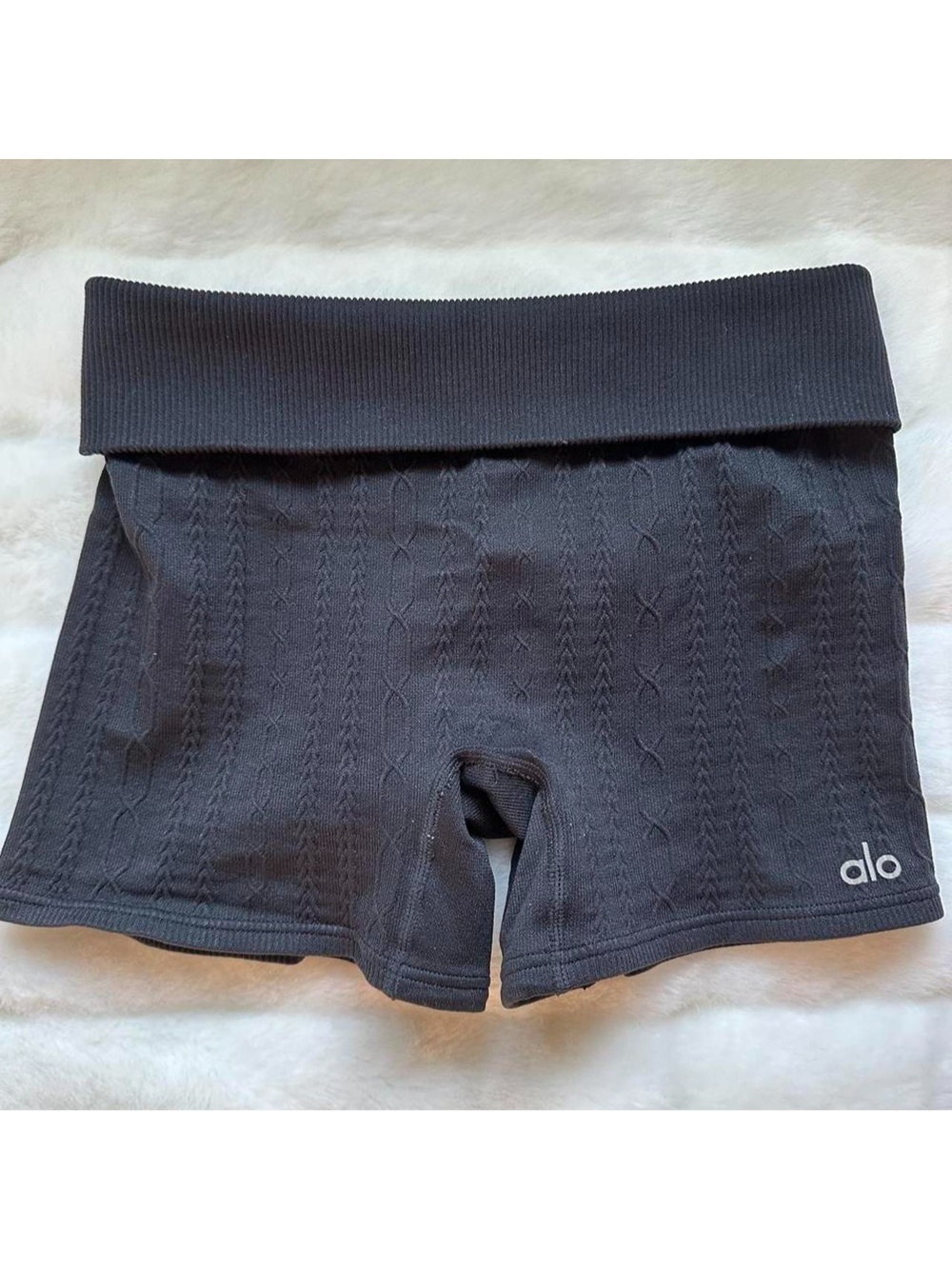black alo yoga workout shorts